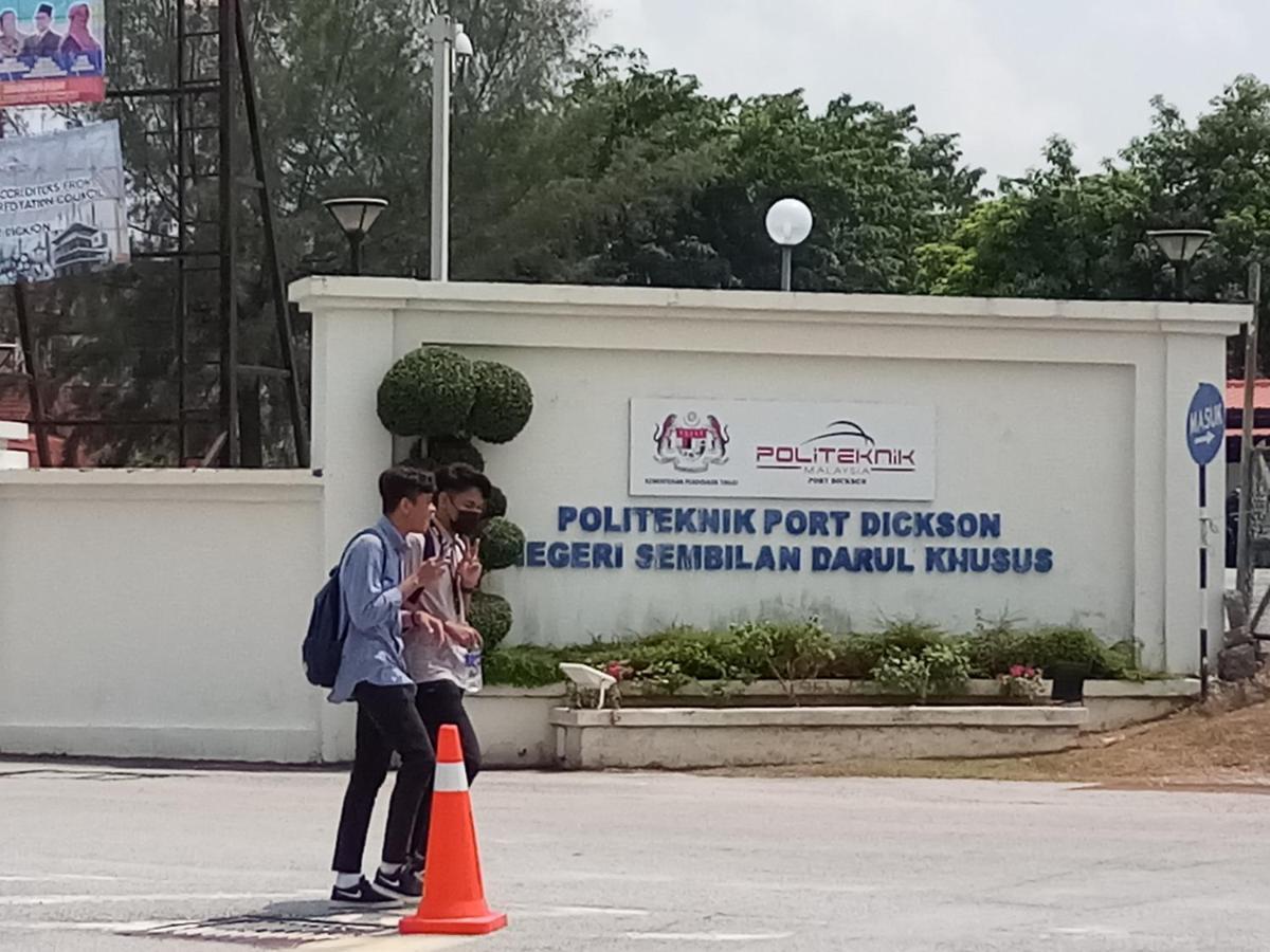 Aiman Homestay Port Dickson Eksteriør bilde